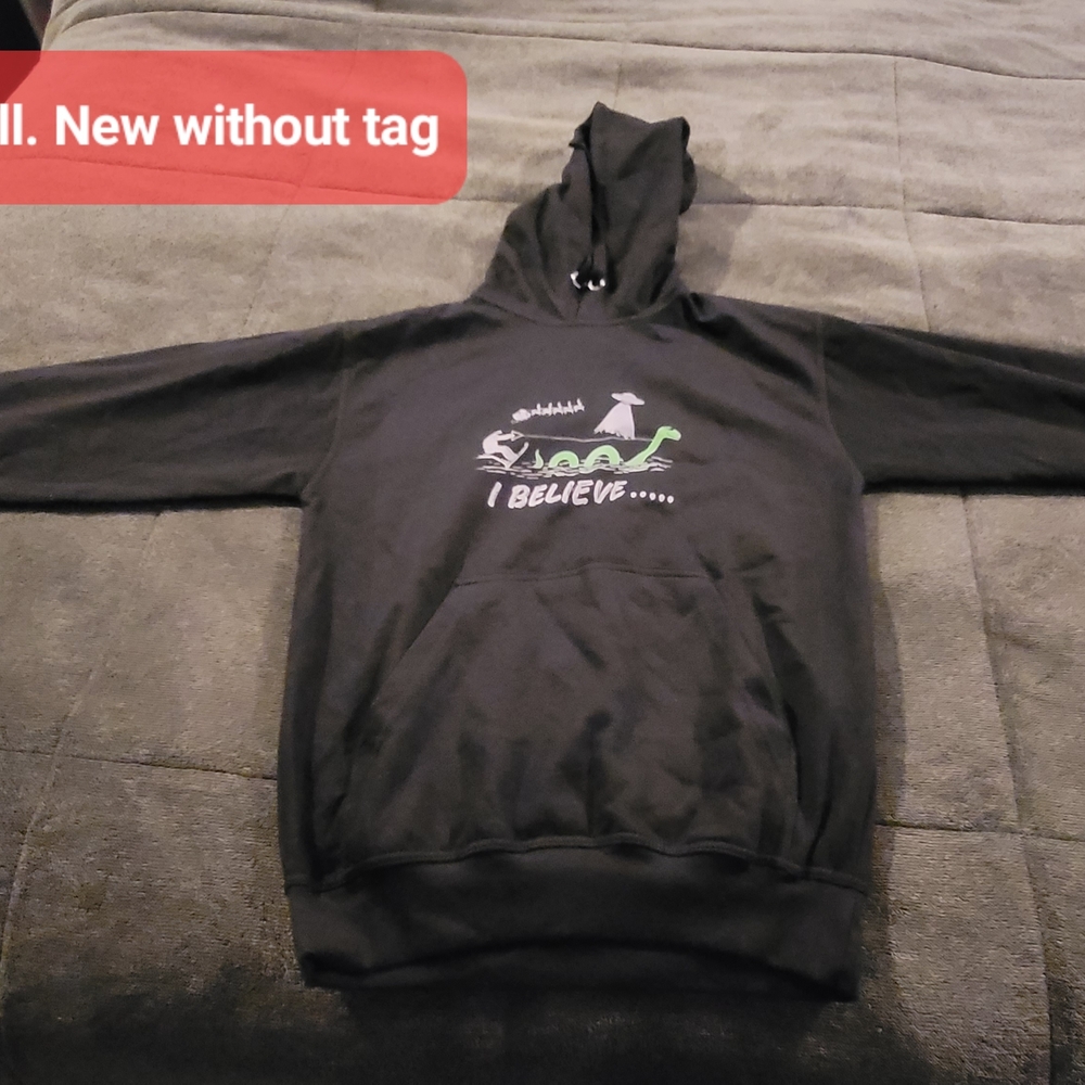 Adult Black 'I Believe' Hoodie Loch Ness, Big Foot, Aliens Size Small